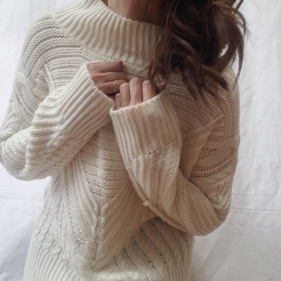 BEBE Ivory Chunky Turtleneck Sweater - Picture 3 of 8